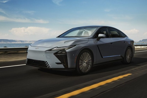 Lexus ES