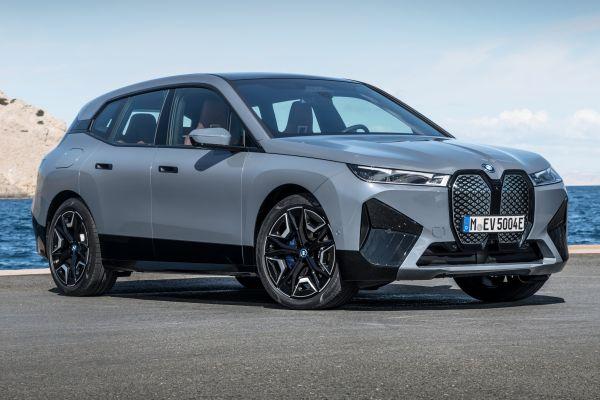 BMW iX